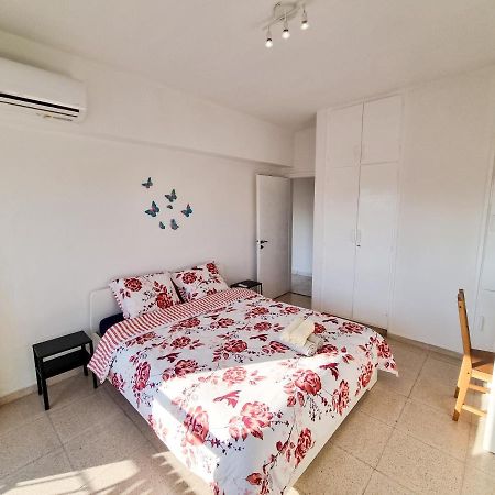 City View Rooms Larnaca Exterior photo